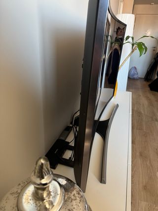 TV 55 Curva Plata/Negro, modelo ue48ju7500txxc