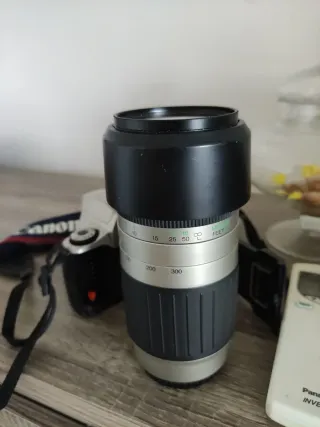 Cámara Canon EOS 300 + Objetivo