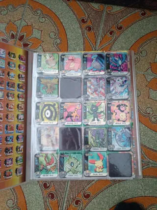 Juego de cartas Pokémon Staks casi completa