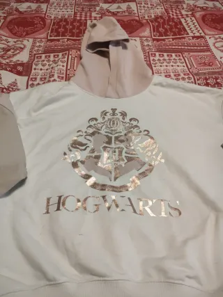 Sudadera Hogwarts Beige y Blanca