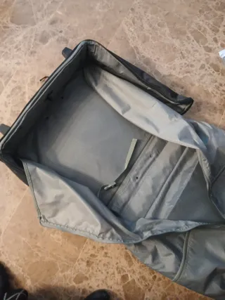 Portatraje John Travel con ruedas