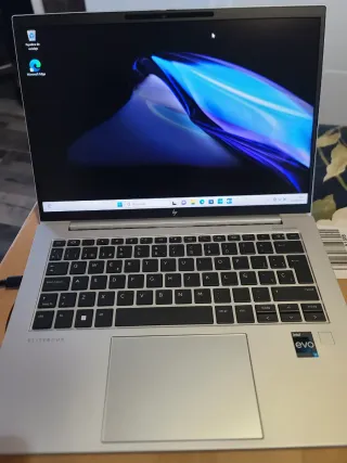 HP EliteBook 840 G10 Notebook PC Plata