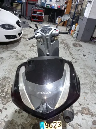 Honda Scoopy SH 300 ABS 2008 pegatina c