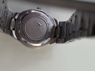 Reloj Lotus Plata y Blanco