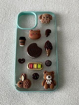 Cover iPhone 13 con Charms