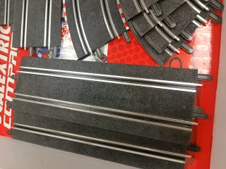 Scalextric Compact 1/43