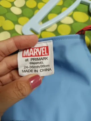 Peto Nieve Spiderman talla 24-36 meses