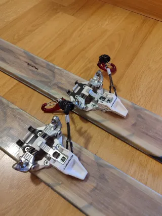 Esquís Fischer Alproute 78 + Fijaciones