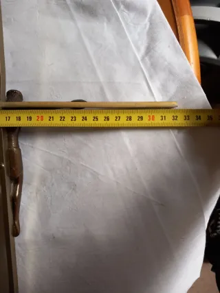 Crucifijo de pared antiguo