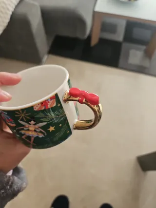 Pack Taza Navideña con Cuchara y Plato