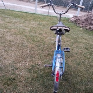 Bicicleta BH plegable azul