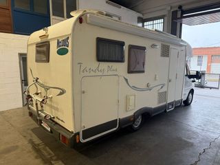 Autocaravana McLouis Tandy Plus 670 2.8JTD 4 plaza