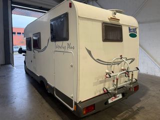Autocaravana McLouis Tandy Plus 670 2.8JTD 4 plaza