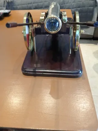 Cañón antiguo para decoración y excibicion