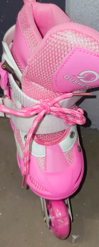 Patines con ruedas rosas nuevos
