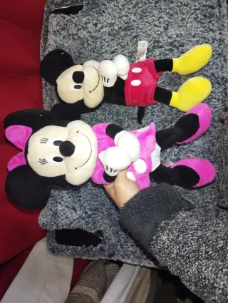 Peluche Rey leon, micky, stich, bluy, superman, ET