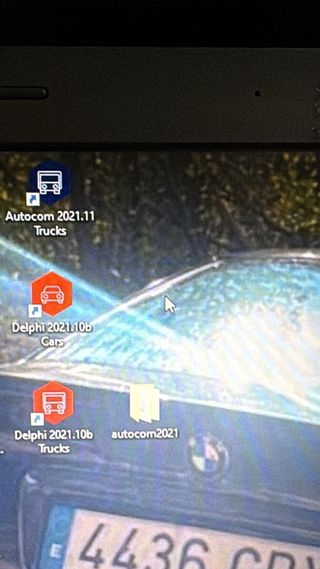Autocom y delphi 2021 material informativo