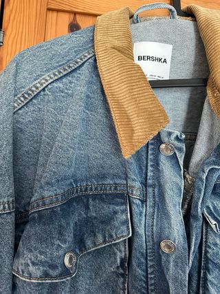 Chaqueta Vaquera Bershka Talla M