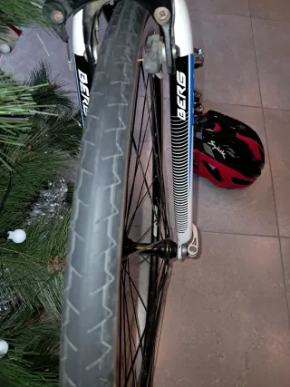 Bicicleta Berg Talla S casi sin uso