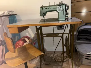 Máquina de coser Refrey Transforma antigua