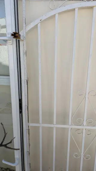 Reja de hierro macizo para ventan. Solid Iron wind