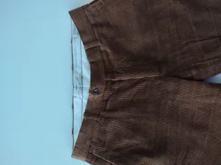 Pantalones de pana marrones