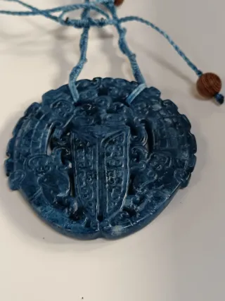 Pendente asiatico blu