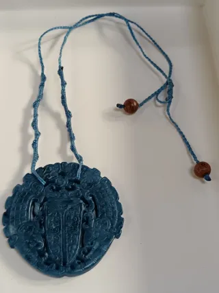 Pendente asiatico blu