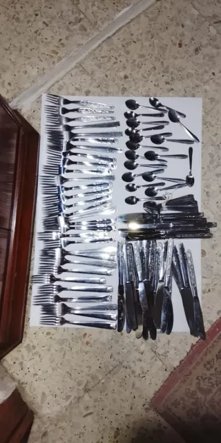 Cubertería plateada nuevo