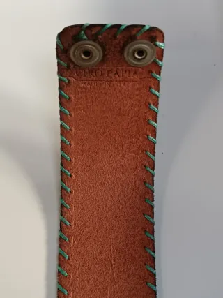 Bracciale in cuoio con disegno indiano