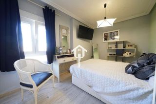 Piso en venta en Juan XXIII en Alicante