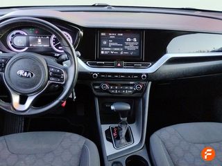Kia Niro 1.6 GDi HEV 104kW (141CV) Concept