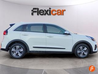 Kia Niro 1.6 GDi HEV 104kW (141CV) Concept