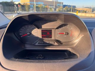 Peugeot Partner 2020 blanca XL