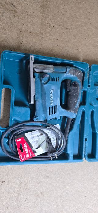 Sierra de Calar Makita 4329K