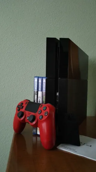 PS4 + 3Juegos + Mando Rojo