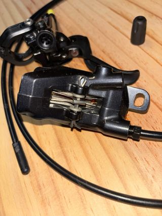 Freno Shimano Deore M6100