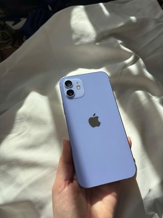 iPhone 12 64GB Morado