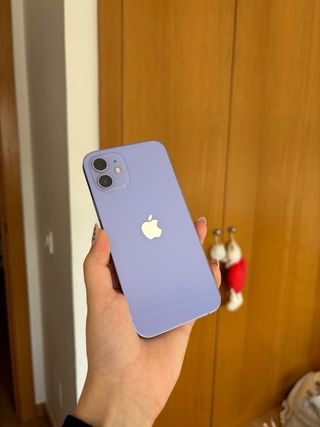 iPhone 12 64GB Morado