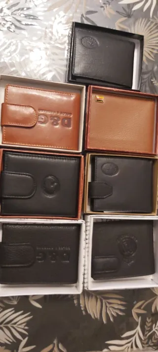 Lote de 7 carteras de piel para hombre
