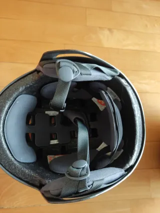 Cascos esquí/patinete Wedze/Decathlon