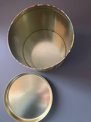 Caja de metal para Navidad