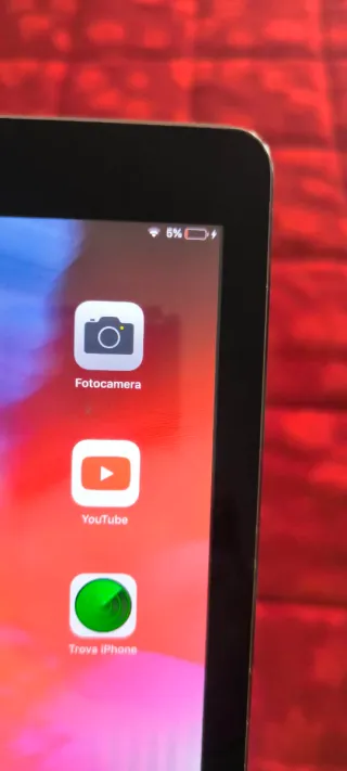 iPad Air 16 GB Wi-Fi Grigio/Argento