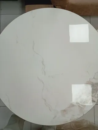 2 Tavoli da Salotto Rotondi in Marmo e Metallo