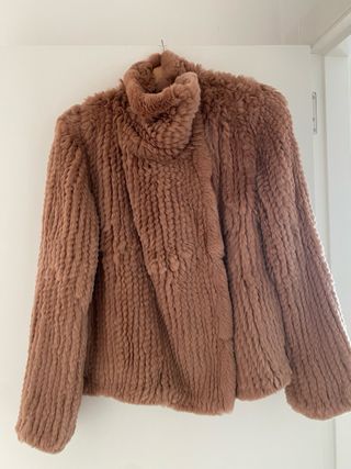 Chaqueta pelo rosa empolvado