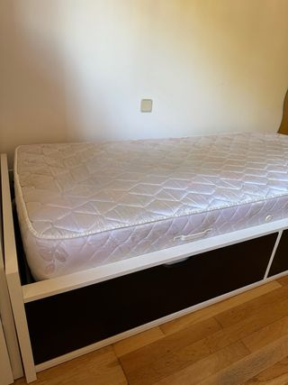 Cama con colchón y cajones. (O solo la cama)