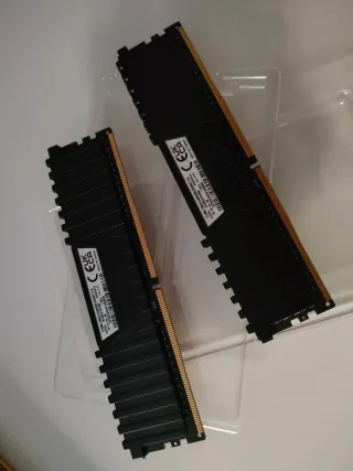 Memoria RAM DDR4 Corsair 16GB (2x8GB) 3200MHz CL16