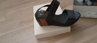 Sandalias cuña Loreak Mendian negras talla 40