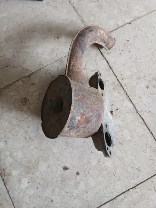 Caja filtro aire y colector admision Morris 1100