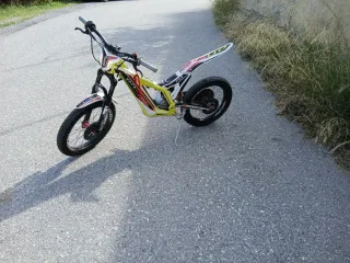 Moto niño TRS ONE Kids